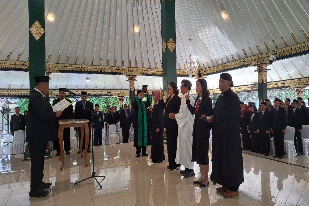 Kinerja Tak Memuaskan, Bupati Sleman Rotasi Puluhan Pejabat Eselon III dan IV