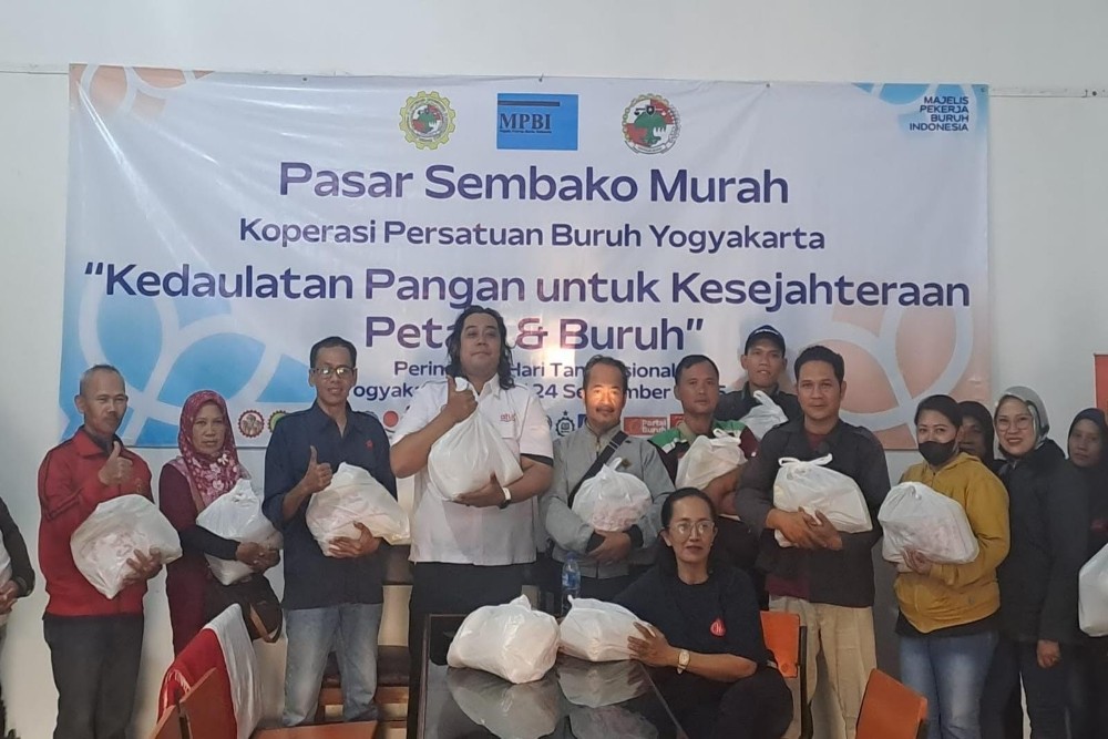 Serikat Buruh DIY Gelar Pasar Sembako Murah, Dukung Petani Lokal