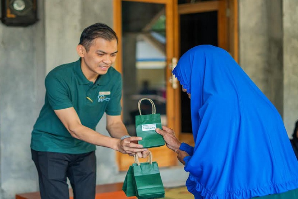 MORAZEN Yogyakarta Bagikan 70 Multivitamin