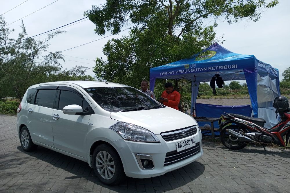 Petugas TPR Pantai Selatan Bantul Keluhkan Kondisi Tenda Darurat