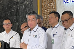 Kata Menaker Yassierli soal Isu Bantuan Subsidi Upah Tahap Dua