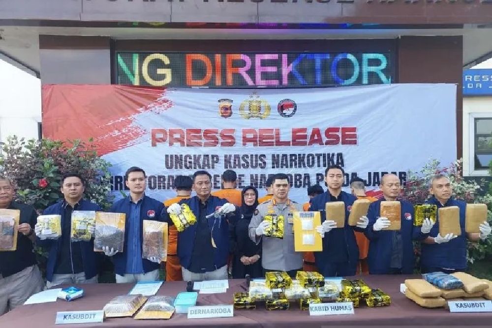 Polisi Bongkar Jaringan Narkoba Internasional, Sita 17,6 Kg Sabu-Sabu