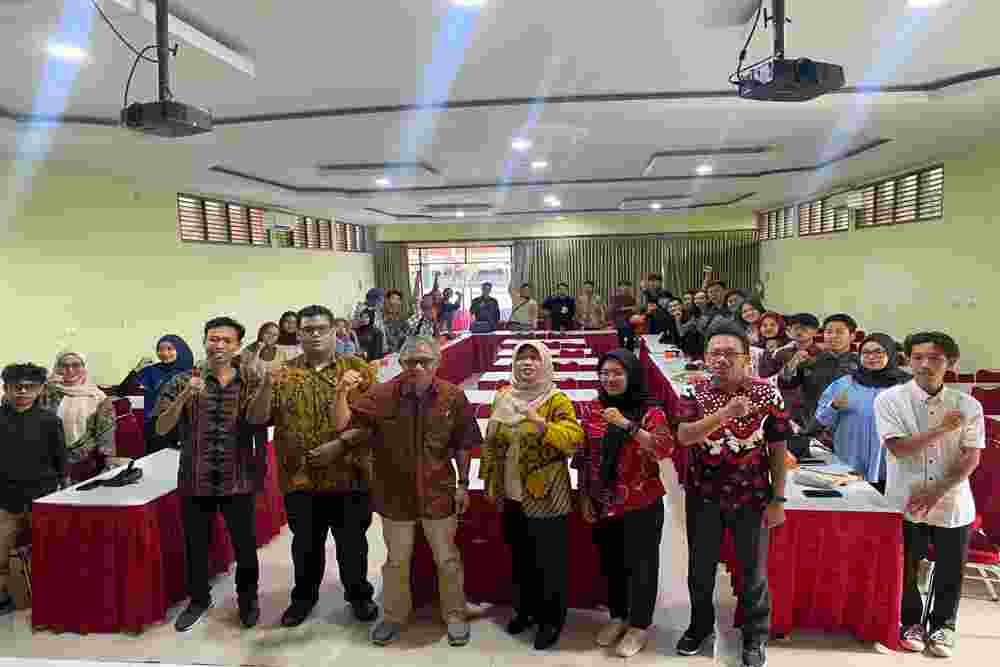 Puluhan Pemuda di Kantong Kemiskinan DIY Dilatih Pemasaran Online