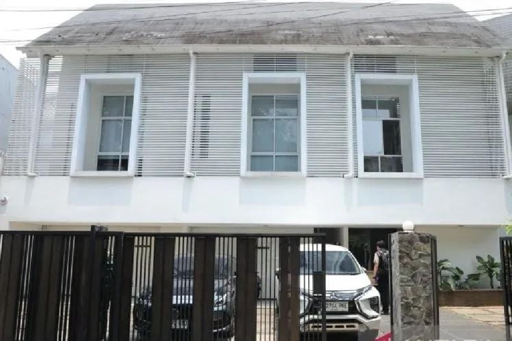 Kejagung Sita Rumah Mewah Milik Riza Chalid
