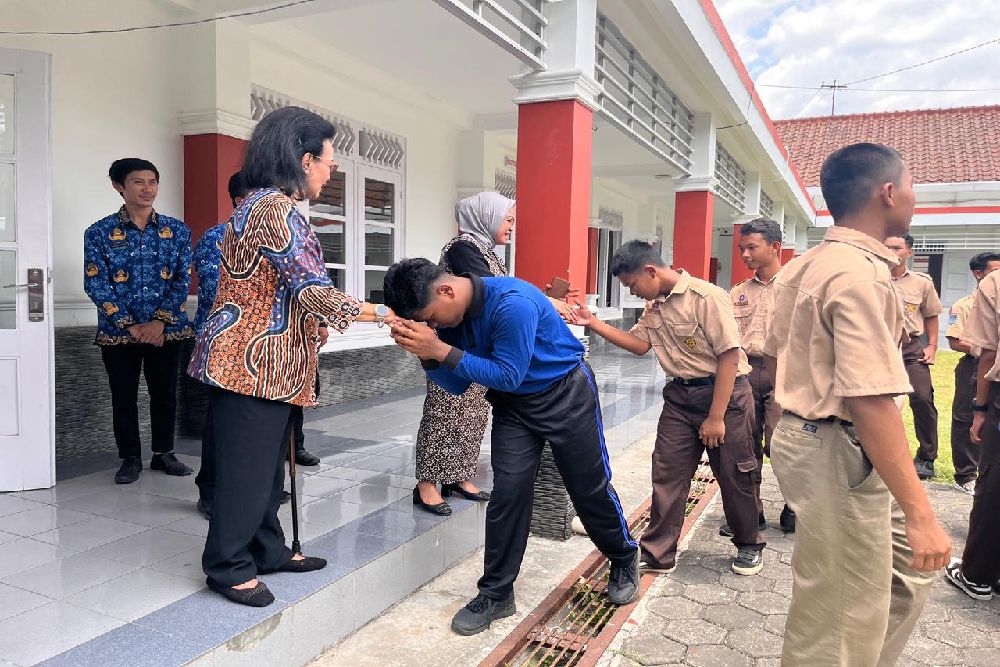GKR Hemas Dorong Penguatan Sekolah Rakyat, Ini Tujuannya