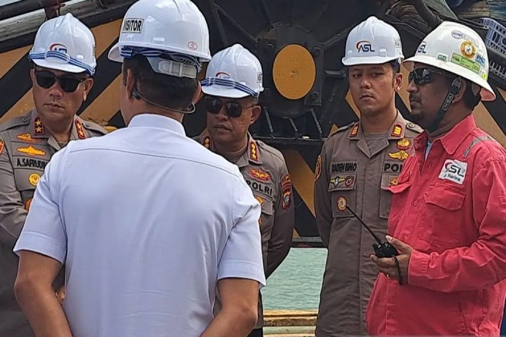 Polisi Kerahkan Puslabfor Selidiki Kebakaran Kapal Federal II