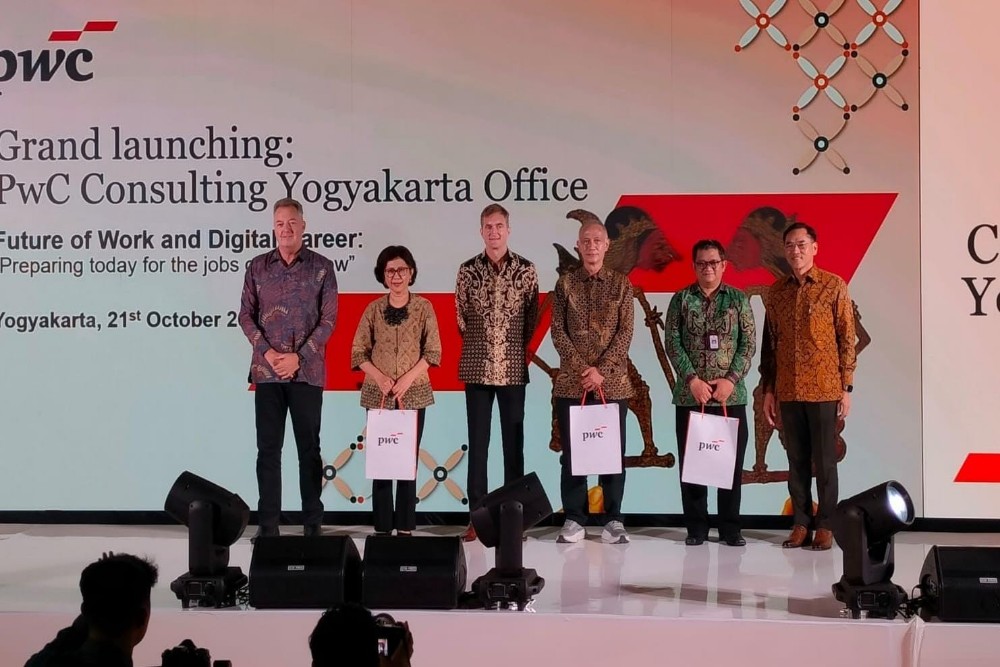 Dorong Talenta Digital Lokal, PwC Consulting Dibuka di GIK UGM