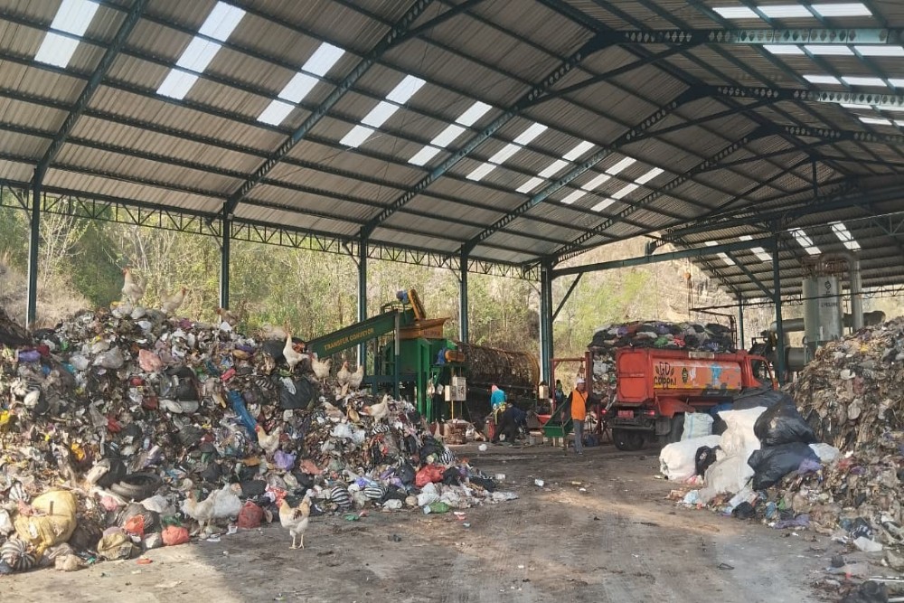 Bupati Halim Sebut Sampah Basah Hambat Kerja Mesin ITF Bawuran
