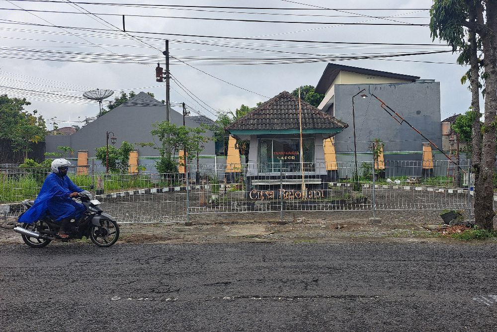Jalan Masuk Perumahan Citra Rejodani Diblokade Ahli Waris