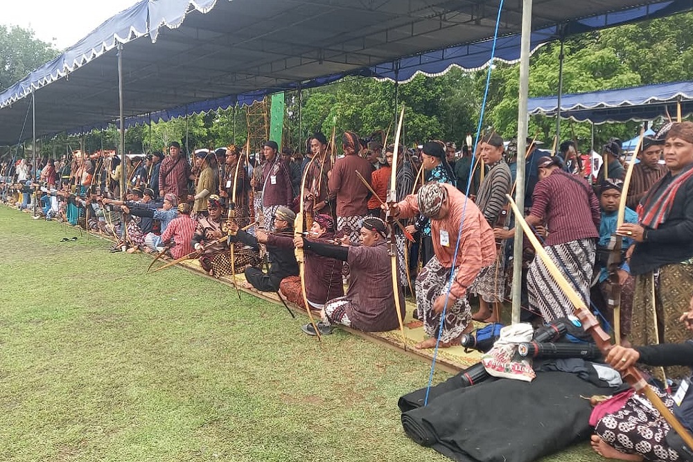Jemparingan Peserta Terbanyak di Alun-alun Wates Catat Rekor Muri