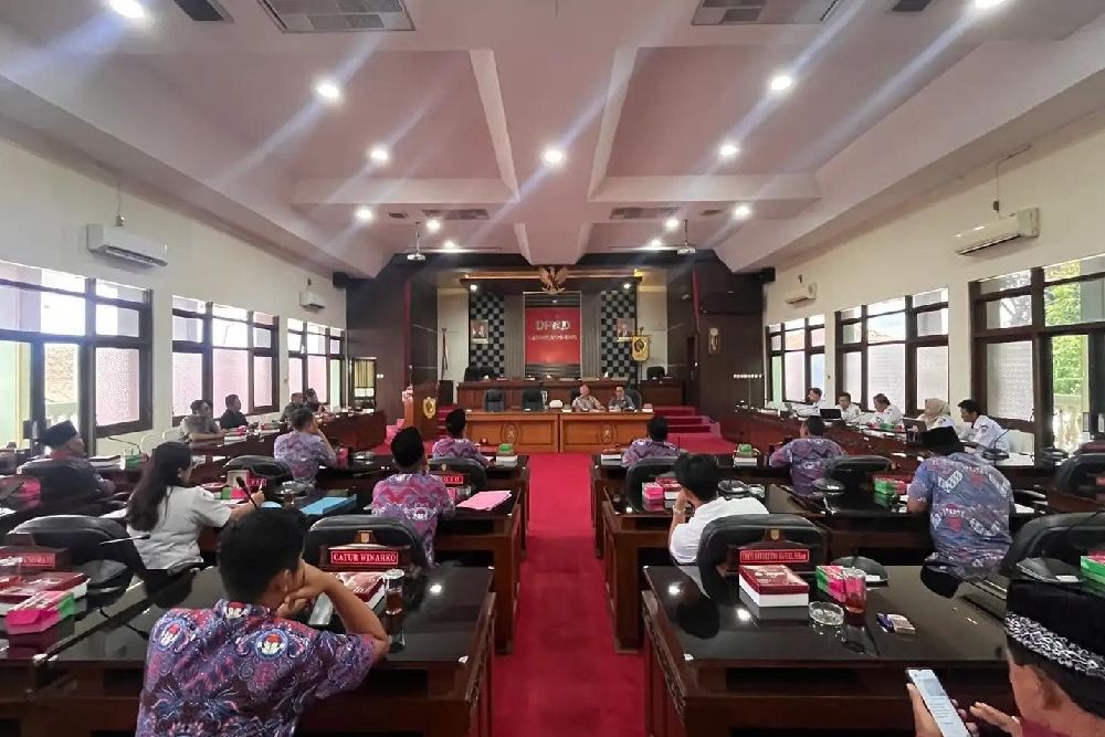 Perangkat Desa di Wonogiri Tuntut Gaji Setara PNS Gol II A