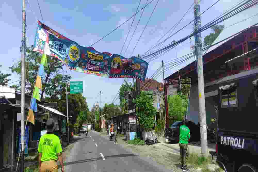 Satpol PP Bantul Tertibkan 1.961 Spanduk Liar