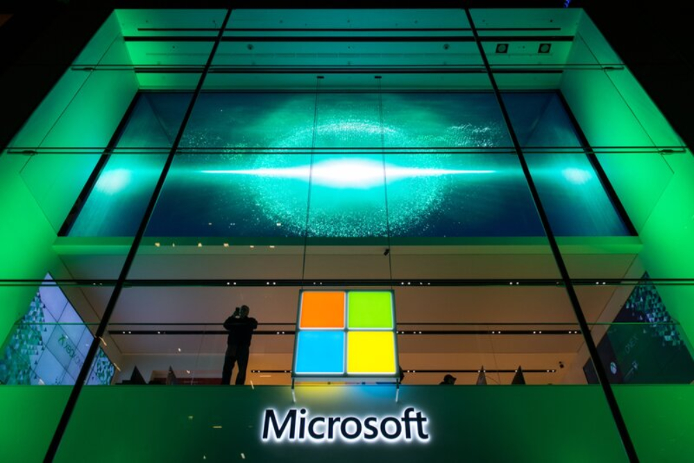 Microsoft Bentuk Tim Superintelligence di Bawah AI