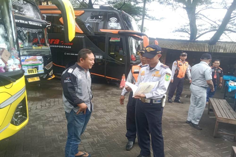 Cegah Kecelakaan, Dishub Bantul Periksa Bus Wisata