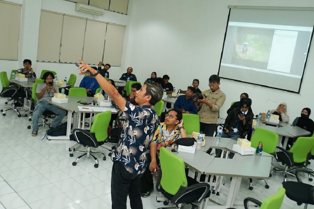 ANTARA Dorong Pewarta Muda Lewat Workshop Fotografi di UGM