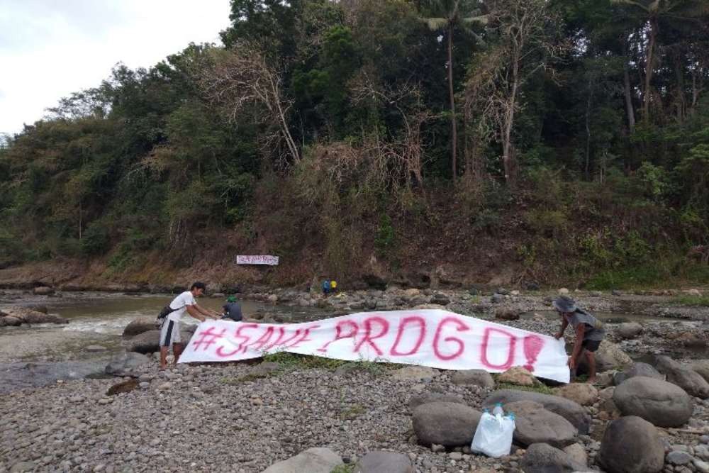 Penambang Pasir Kali Progo Mandek 9 Bulan, Izin Tak Terbit