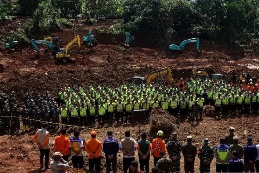 Hari Ketujuh, Lima Korban Longsor Cilacap Masih Hilang