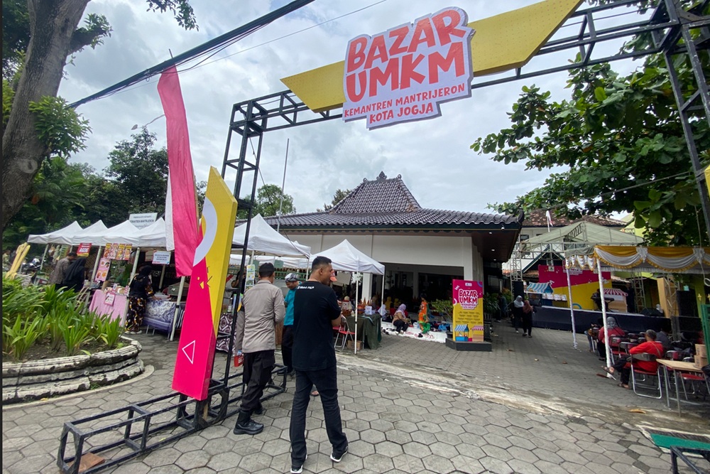 UMKM Mantrijeron Jogja Didukung Naik Kelas lewat Bazar Digital