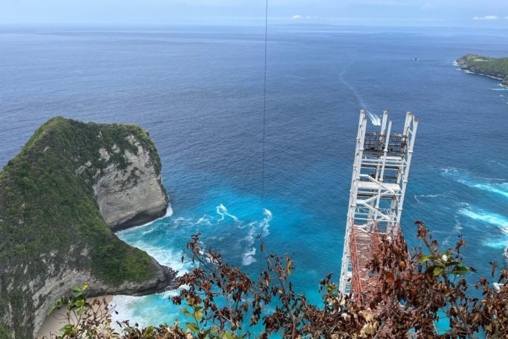 Bali Desak Usut Tuntas Proyek Lift Ilegal Nusa Penida