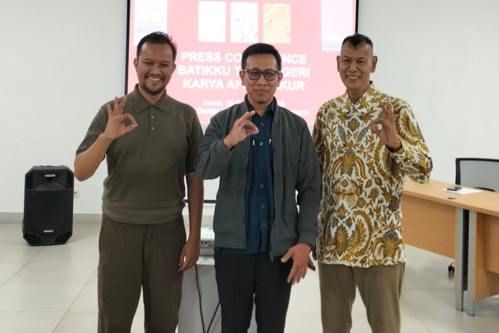 Tegaskan Batik sebagai Karya Seni, Afif Syakur Pamerkan Batik 3 Negeri