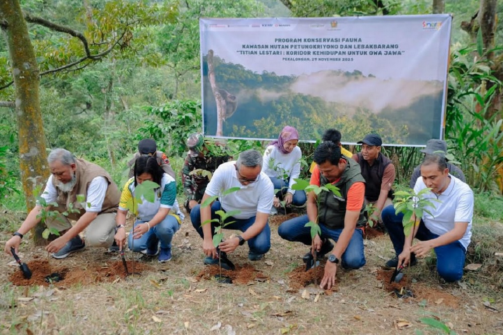 Yayasan AHM dan Warga Pekalongan Selamatkan Owa Jawa