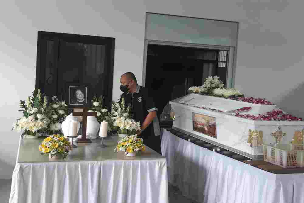 Selamat Jalan Ecky Lamoh, Ikon Rock Indonesia Era 80-90an