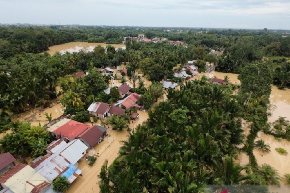 Ramai Bupati Aceh Selatan Umrah saat Bencana Melanda