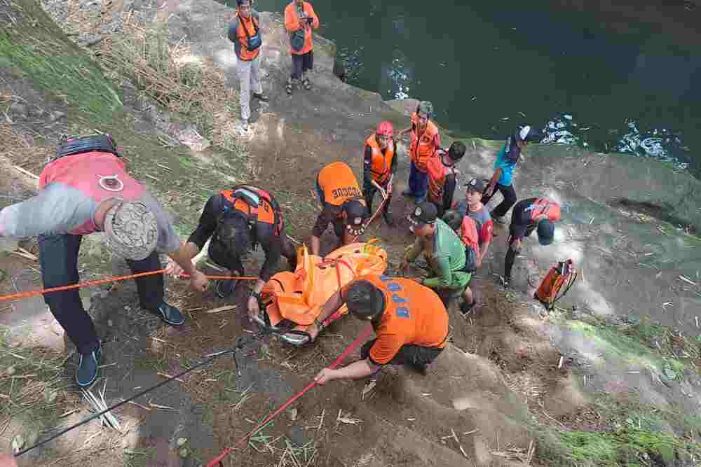 Pemancing Hanyut di Sungai Boyong Sleman Ditemukan Meninggal Dunia