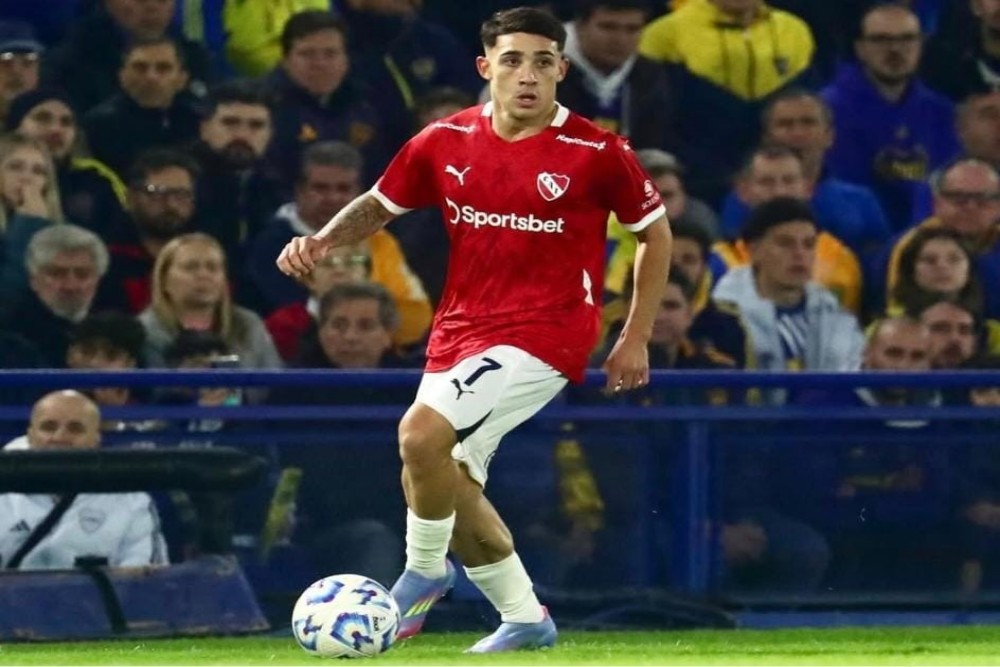 Santiago Montiel Raih FIFA Puskas Award 2025