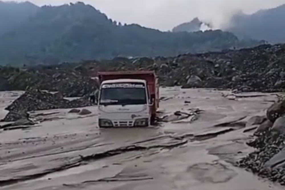 Banjir Lahar Hujan Semeru Berlangsung Lebih dari 3 Jam