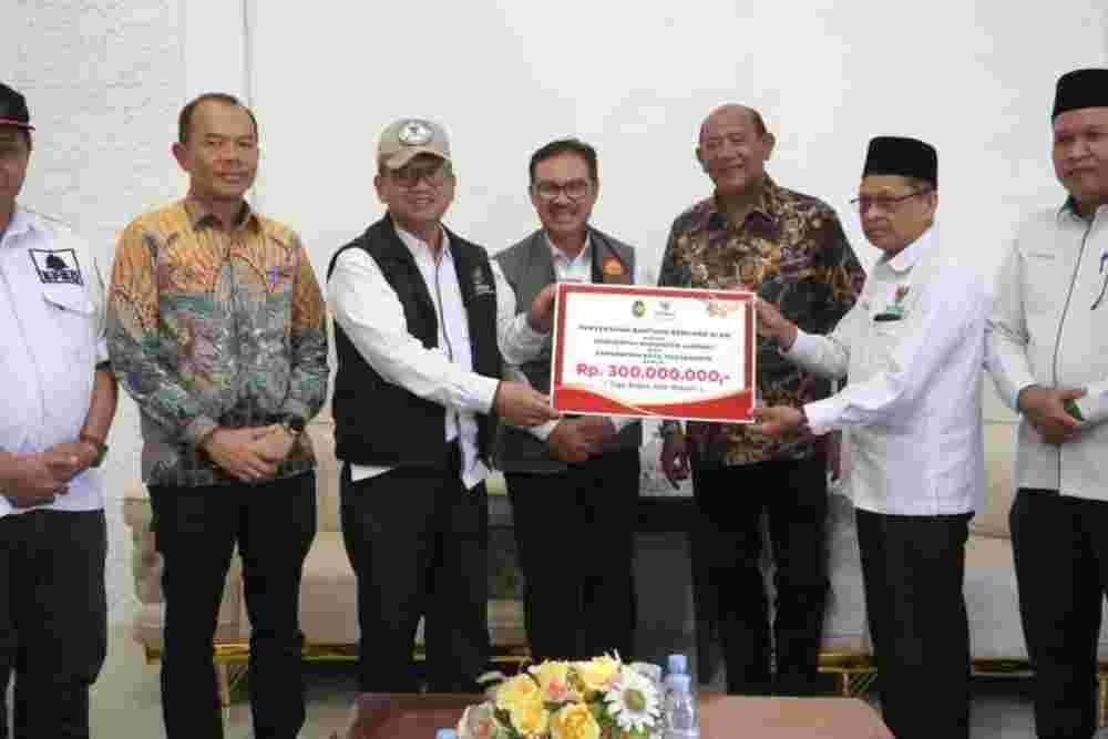 Wali Kota Yogyakarta dan BAZNAS Antar Bantuan ke Sumatera