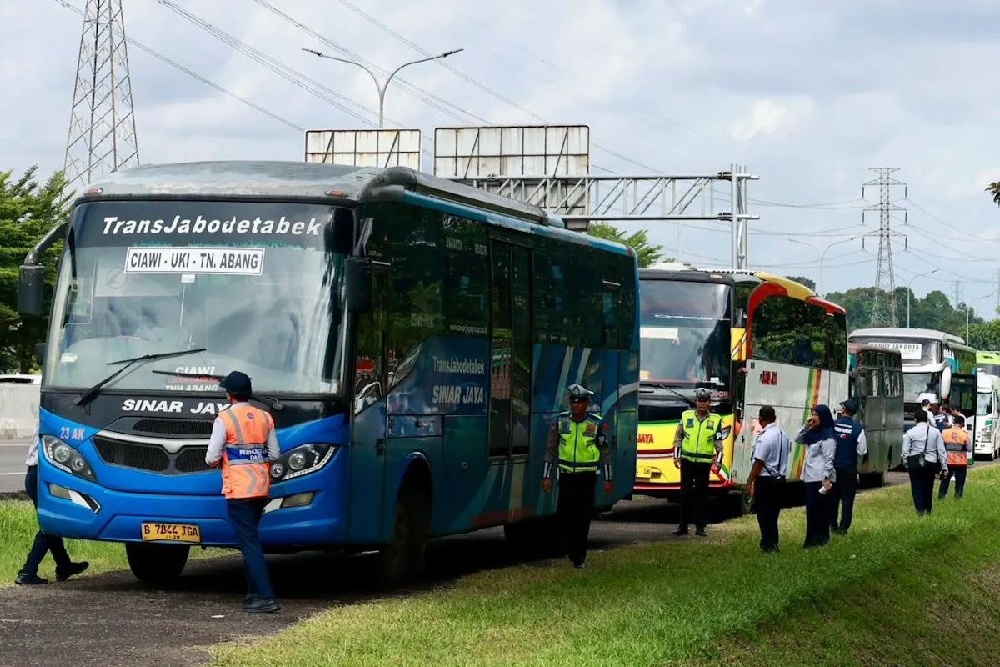 Kemenhub Ramp Check 104 Ribu Kendaraan Selama Libur Nataru