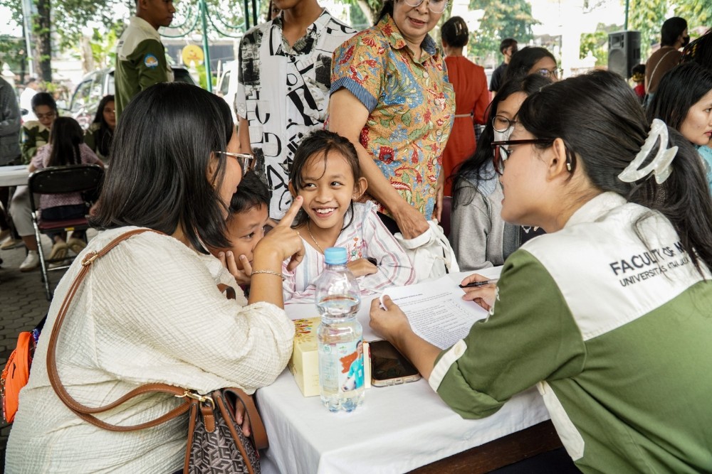 Rangkaian Natal, Gereja Babarsari-FK UAJY Gelar Khitan Gratis
