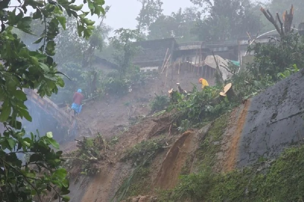 Hujan Deras Picu Longsor di Gebog Kudus, Warga Dievakuasi