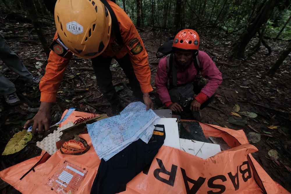 Pencarian ATR di Bulusaraung Masuk Hari Keempat, SAR Pecah Tim