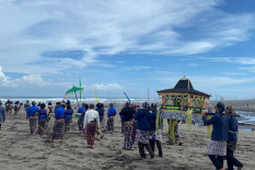 Keraton: Prosesi Labuhan Parangkusumo Dilaksanakan Abdi Dalem