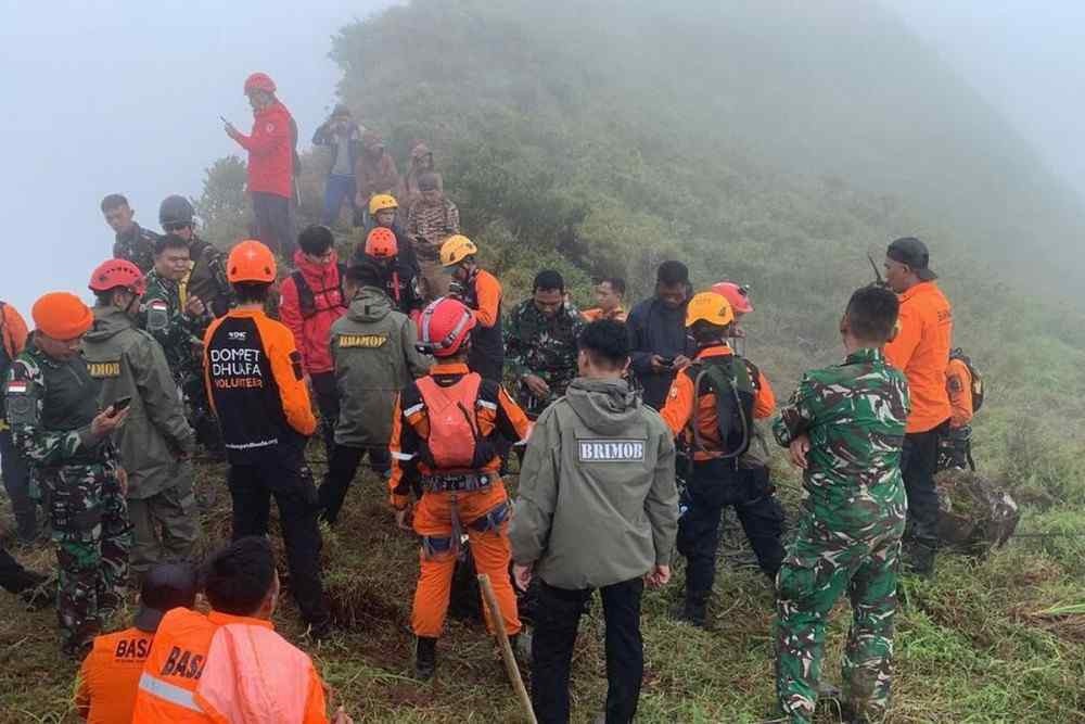 Seluruh Korban Pesawat ATR di Gunung Bulusaraung Ditemukan