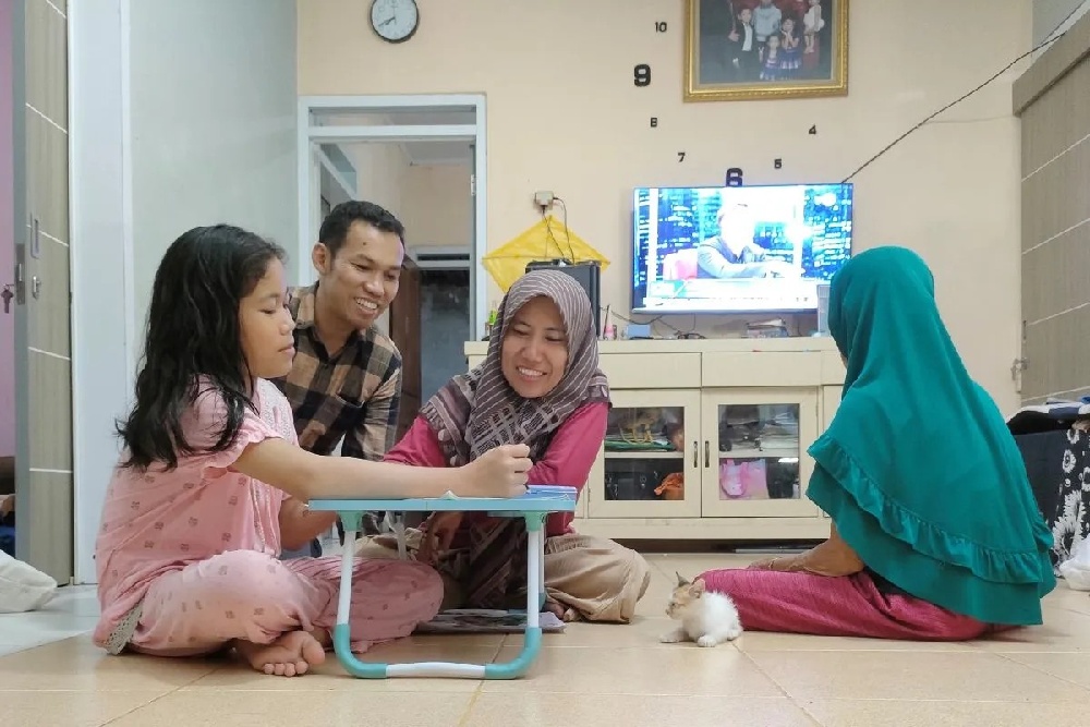 Pakar Ungkap Cara Orang Tua Hadapi Tekanan Tren pada Remaja