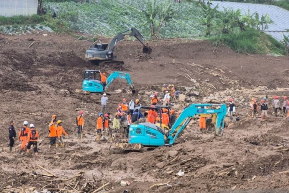 Longsor Bandung Barat, 64 Kantong Jenazah Dievakuasi