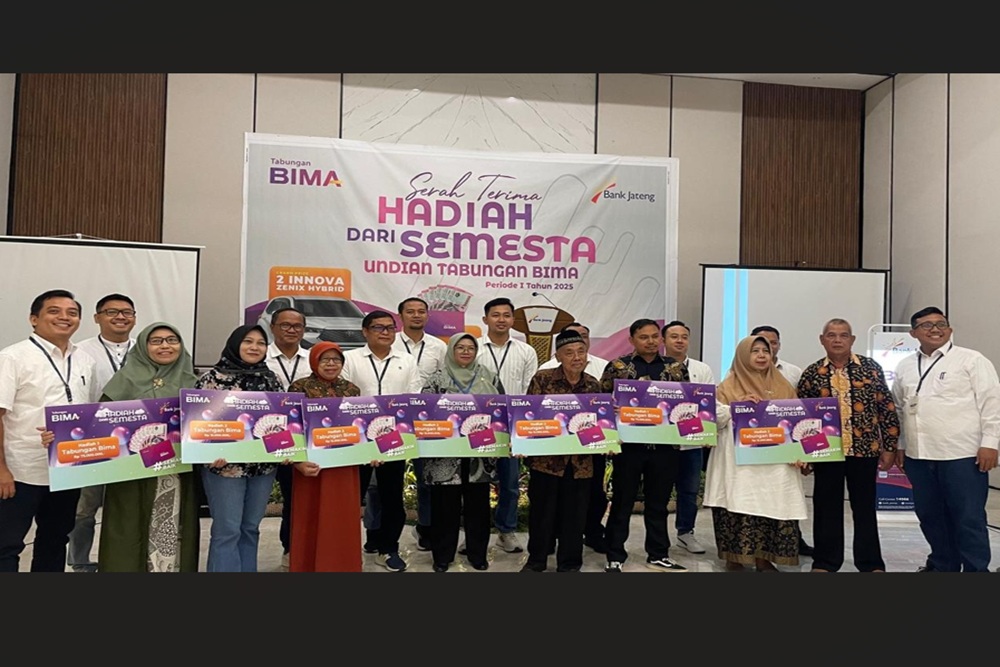 Bank Jateng Blora Serahkan Hadiah Tabungan Bima
