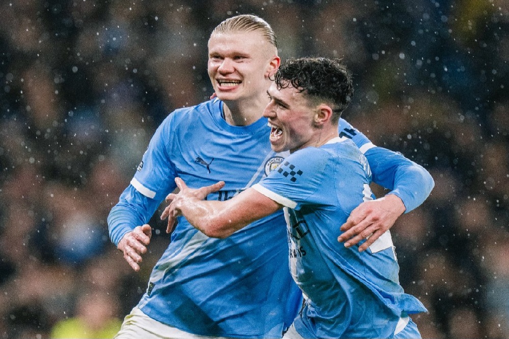 Manchester City Bantai Fulham 3-0, Tempel Arsenal