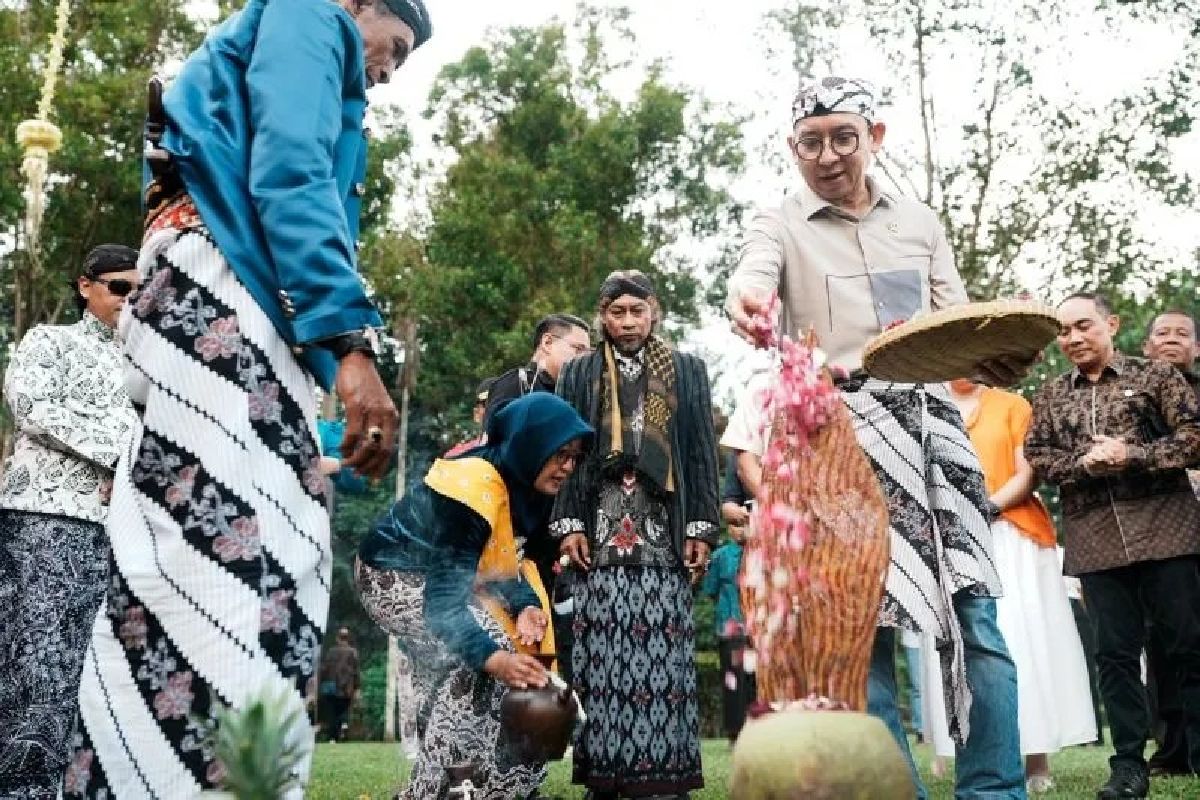 Ritual Sakral Pemindahan Arca Mbah Bhelet di Borobudur, Ini Maknanya