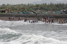 Glagah Tropicolorun Tawarkan Sensasi Lari Sambil Menikmati Sunrise dan Sunset Pantai Glagah