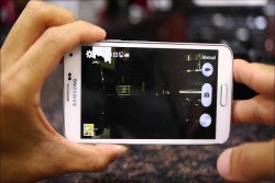 Tips Motret Tempat Gelap Pakai Ponsel