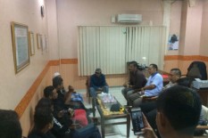 Demo di PLN, Warga KP Minta Listrik Dihidupkan