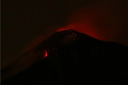 25 Tewas, 300 Terluka Akibat Letusan Gunung Fuego di Guatemala 