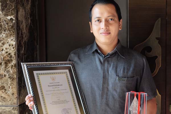  Hotel Harper Mangkubumi Terima Penghargaan Wajib Pajak Berprestasi