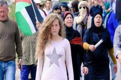 Gadis Ikon Perjuangan Palestina Gandeng Partai Komunis
