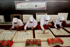 AP I Kenalkan Lebih Dekat Potensi Batik Jogja 