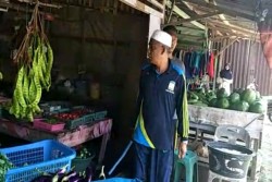 Wabup Aceh Besar Mengamuk Bawa Kayu, Lihat Warung Buka saat Azan